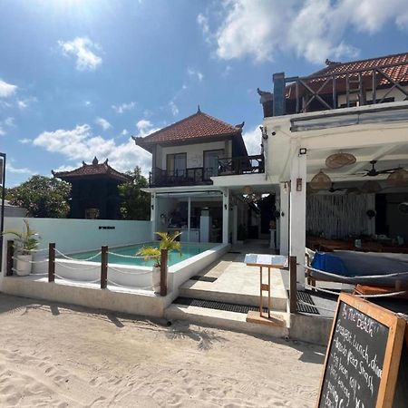 The Beach Huts Lembongan Hotel Exterior photo